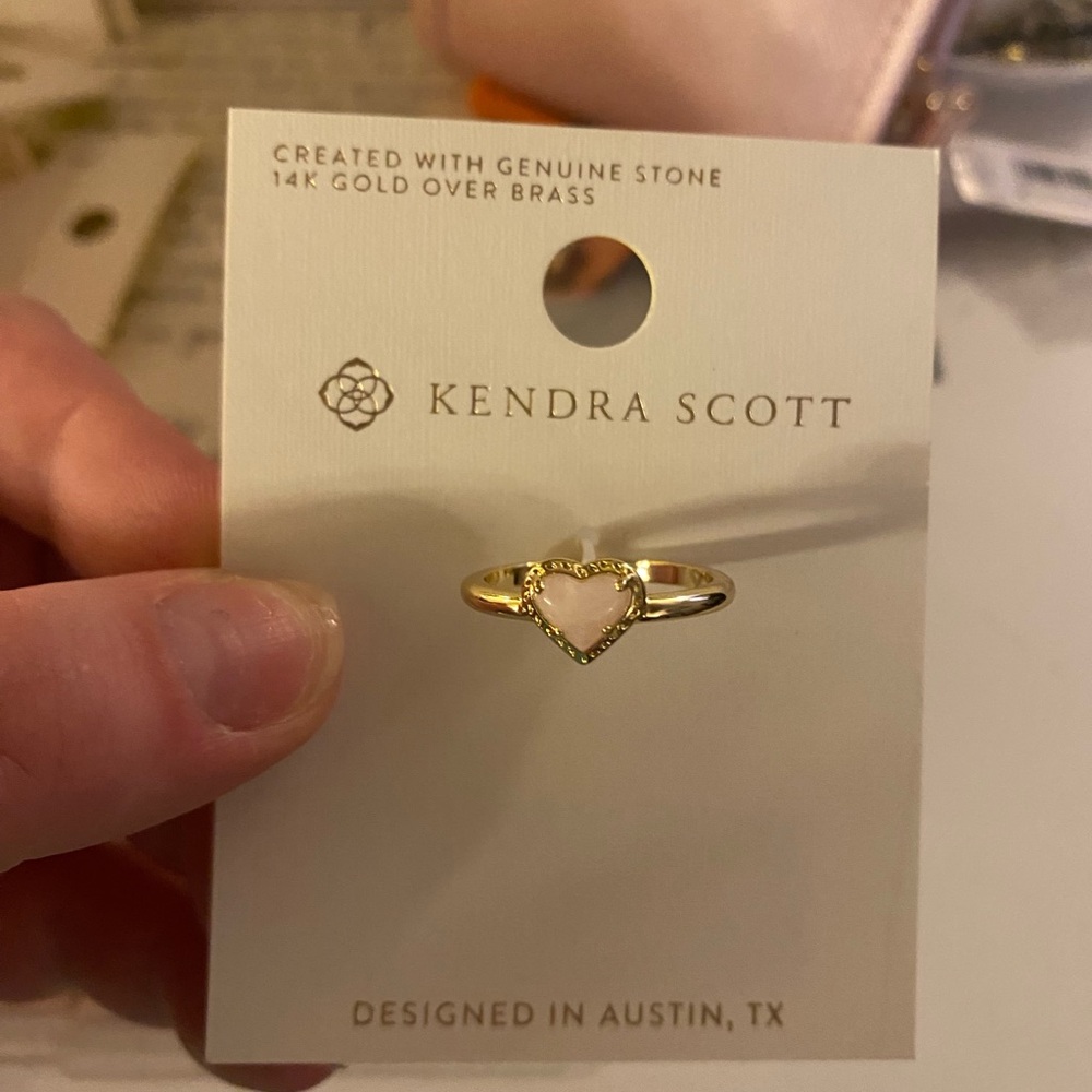 Kendra Scott Ring - Picture 2 of 4